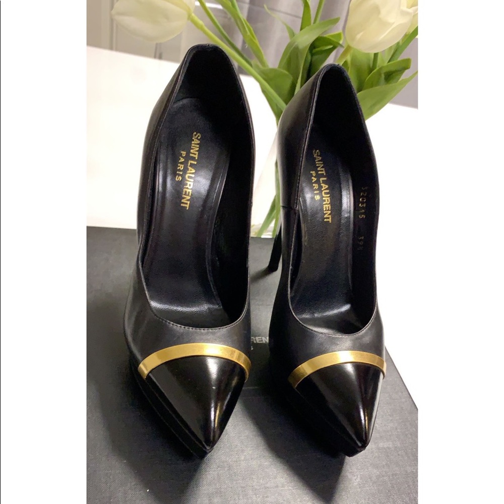 🎉Beautiful Saint Laurent pump